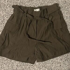 MPG Olive Women's Cargo Shorts